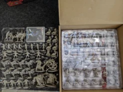 CMON Zombicide - Invader : Civilian Extras Box CMon Boxed Games